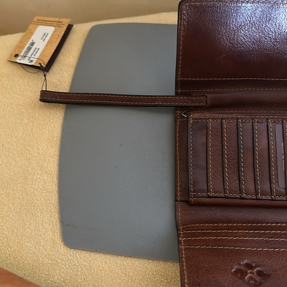 Wallet - Picture 4 of 7